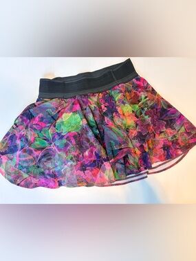 Lululemon Tennis/Running Black-Waist Floral Multi-Color Mesh Double Layer  Skirt